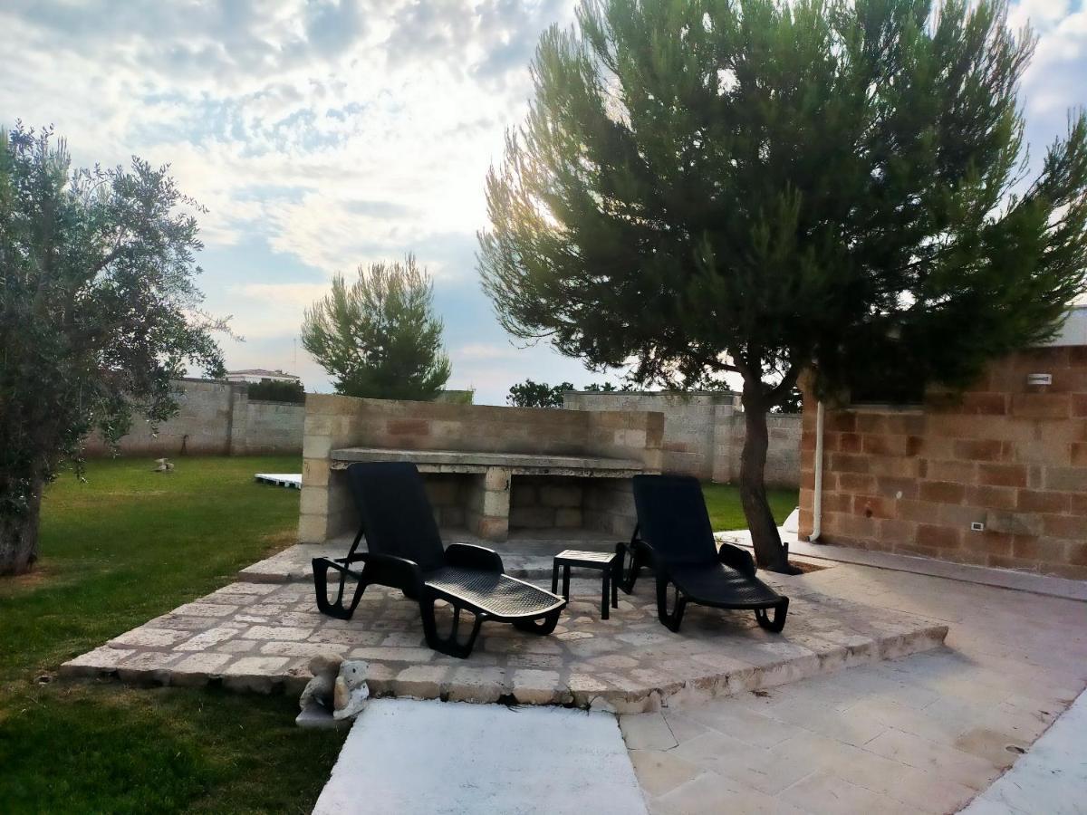 Il Giardino Deluxe Villa Lizzanello Luaran gambar