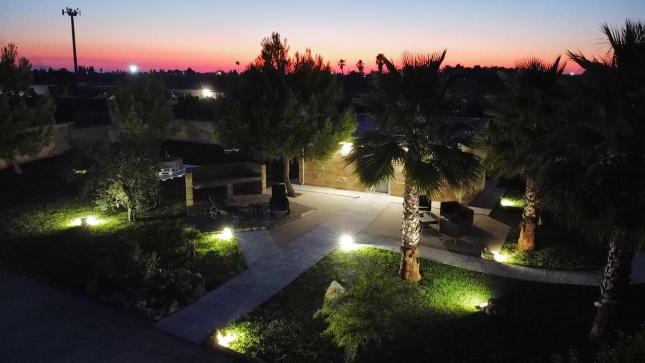 Il Giardino Deluxe Villa Lizzanello Luaran gambar
