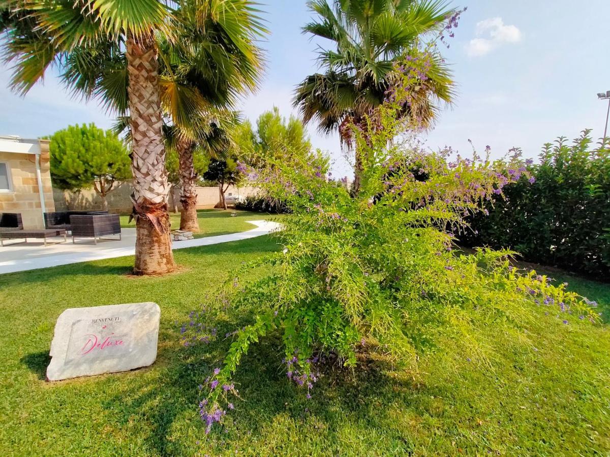Il Giardino Deluxe Villa Lizzanello Luaran gambar