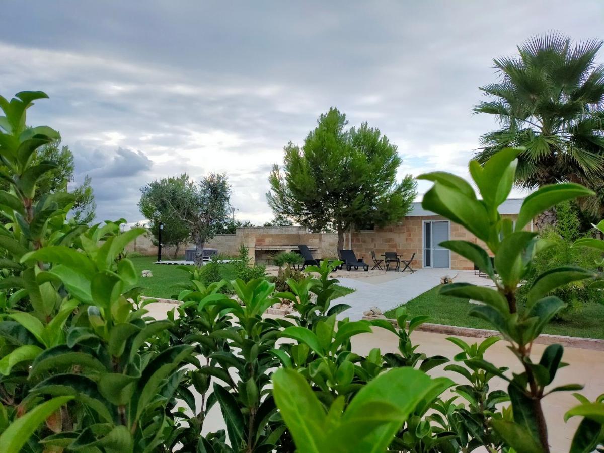 Il Giardino Deluxe Villa Lizzanello Luaran gambar